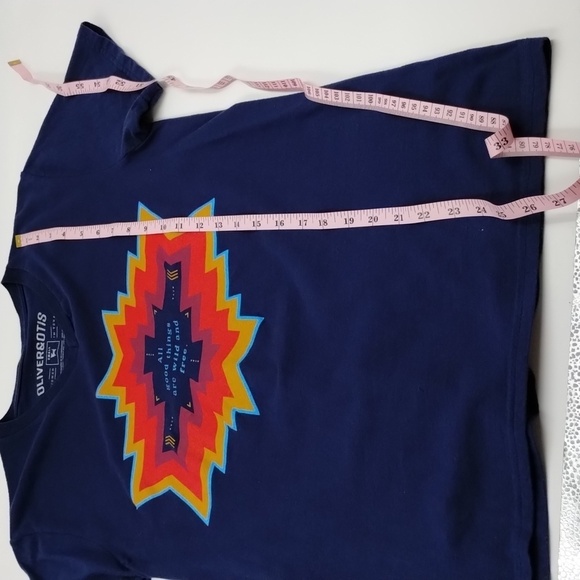 Oliver&Otis womens small navy blue tribal tee All good things are wild and free - Picture 8 of 9